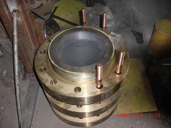 如何在加工過(guò)程中防止電機滑環(huán)損壞？
